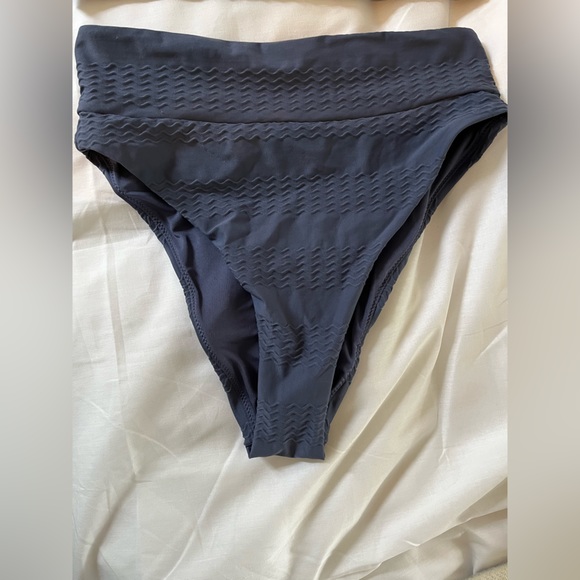 Aerie high waisted bathing suit - Picture 3 of 6